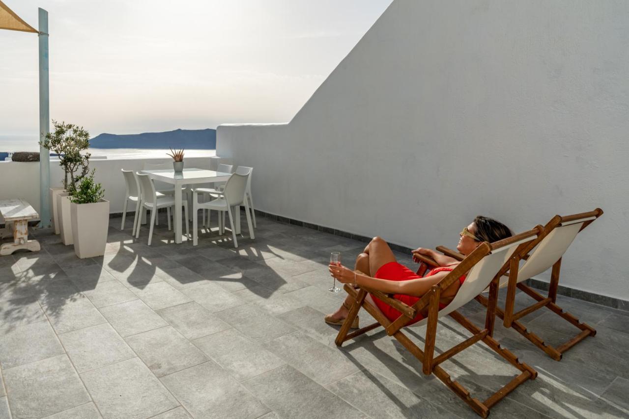 Akron Cliff Suite Fira  Exterior foto