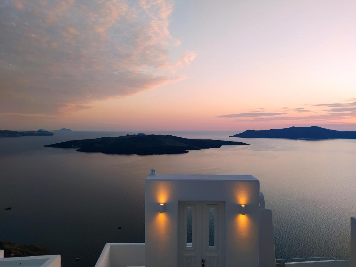 Akron Cliff Suite Fira  Exterior foto