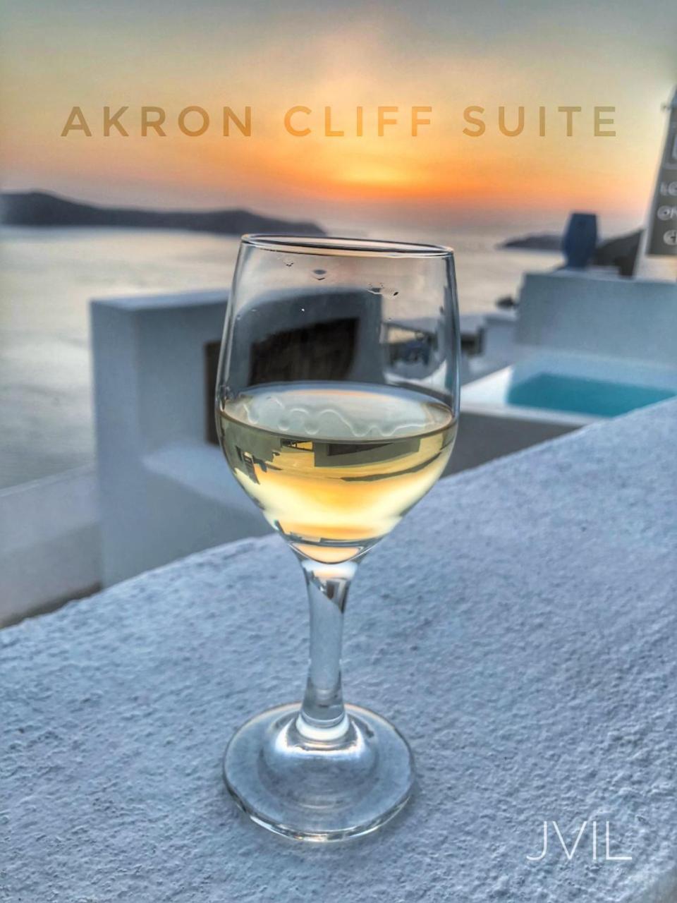 Akron Cliff Suite Fira  Exterior foto