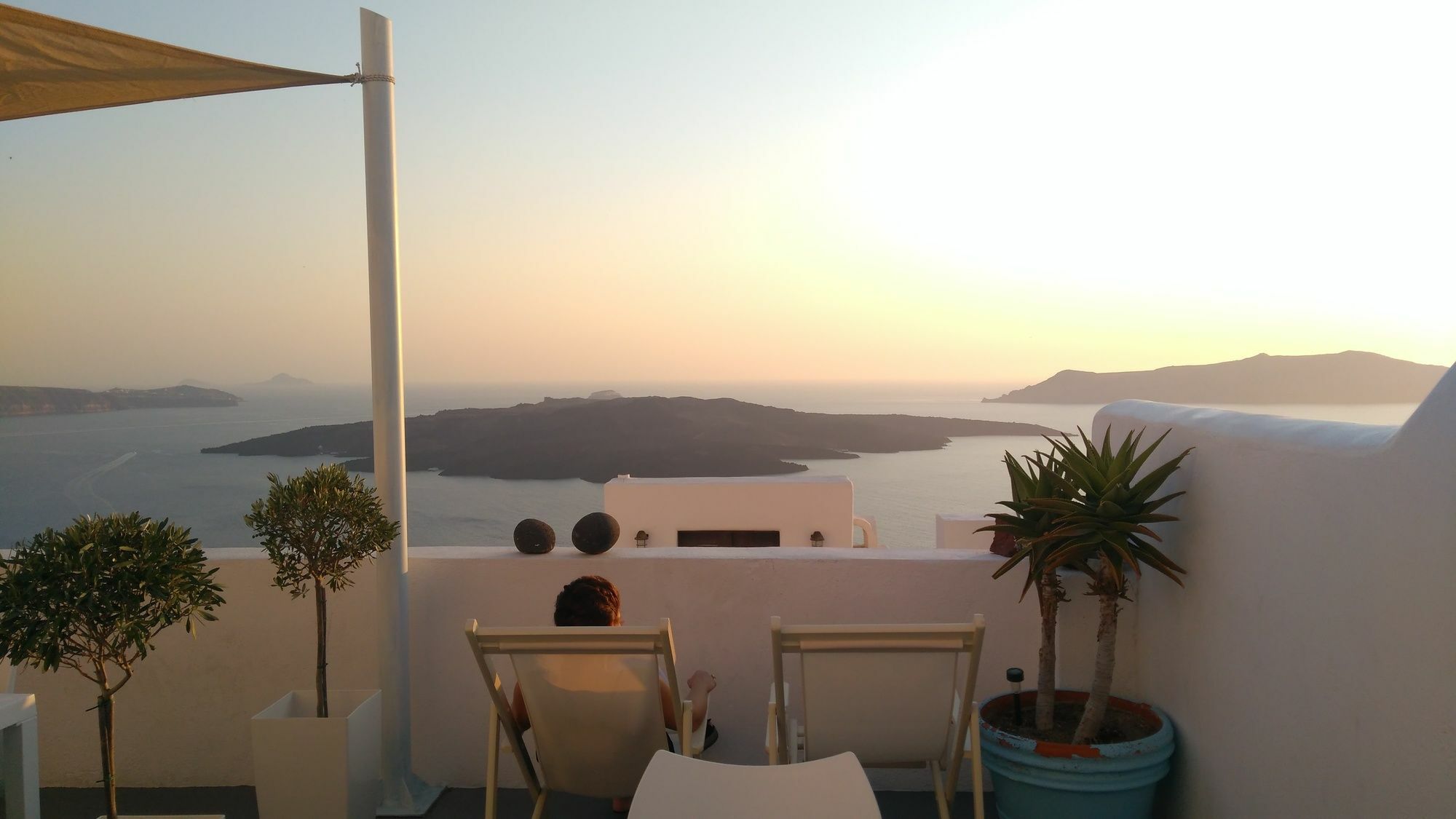 Akron Cliff Suite Fira  Exterior foto